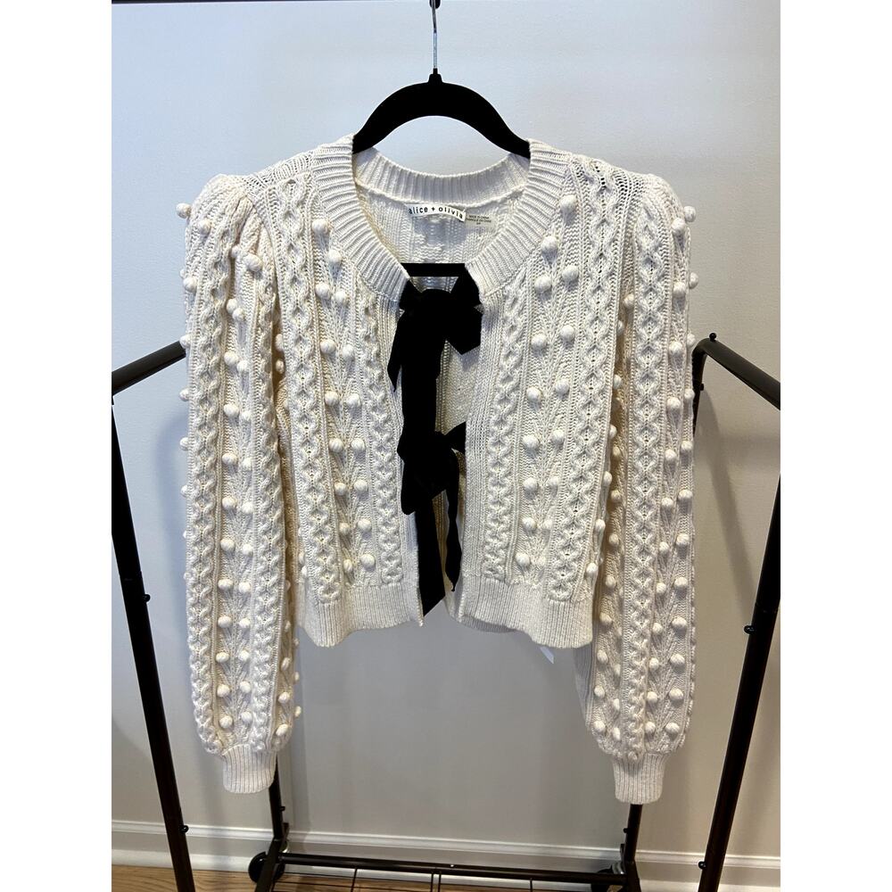 Alice and Olivia Kitty Bows Cardigan size S small - Picture 3 of 6